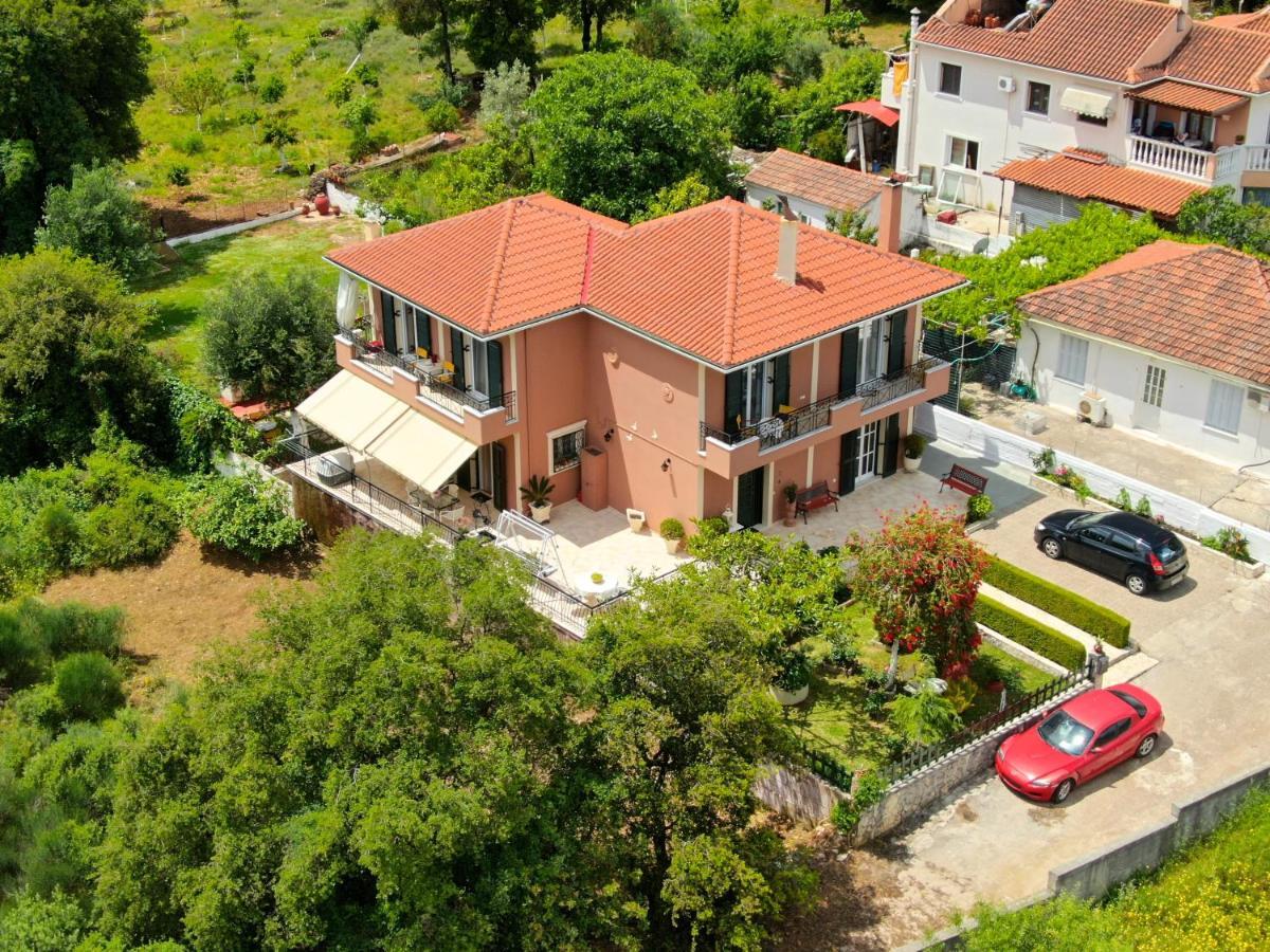 Апартаменты Ntina'S House Каравомилос Экстерьер фото
